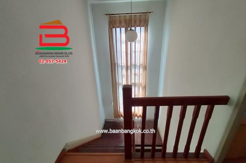 บ้านเดี่ยว หมู่บ้าน ชวนชื่น บางนา ซ.เกียรติพิพัฒน์ธานี เนื้อที่ 60 ตรว. ถ.บางนา-ตราด กม.29.5 อ.บางบ่อ จ.สมุทรปราการ 4