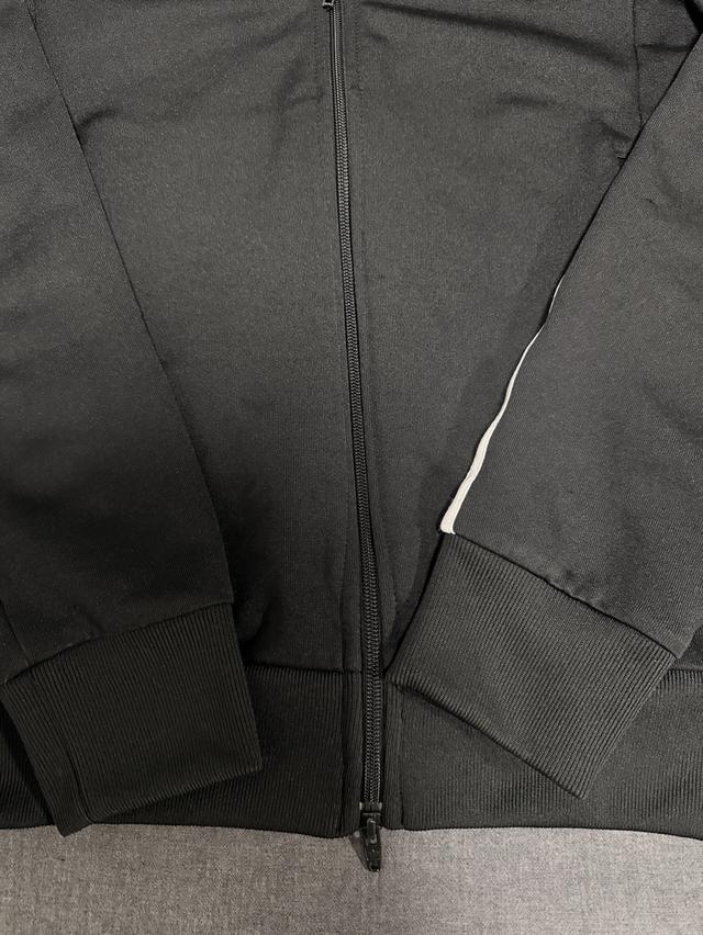 เสื้อ Jacket Adidas สีดำมือสองใส่น้อยครั้งสภาพสวยไม่มีตำหนิ 4