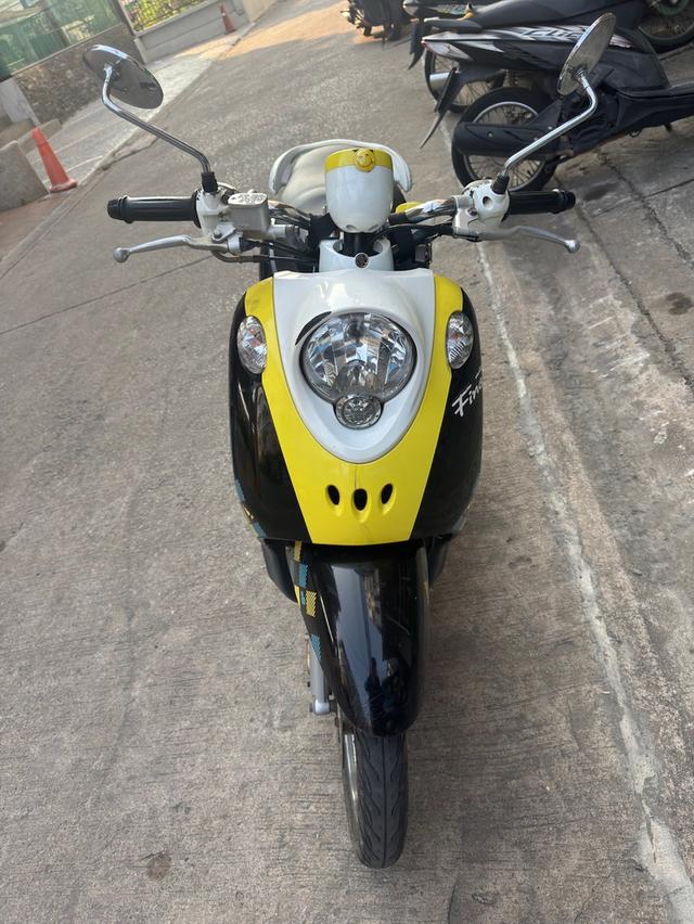 #曼谷二手摩托   #二手摩托车   #出行交通工具  因准备回国，出售泰国曼谷上学自用小踏板，带绿本，可视频验车，各项性能良好，插上钥匙就能骑走，不用二次修理，2025年2月才更换的机油，曼谷市区可送货上门。💰2w🐷 3