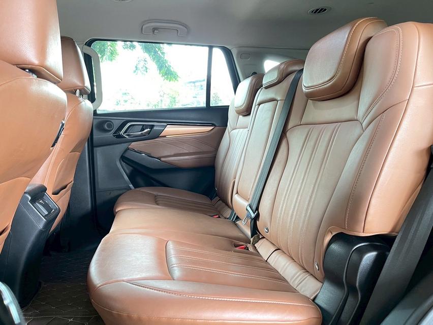 ขาย Isuzu MU-X 3.0 Ultimate ปี22 12