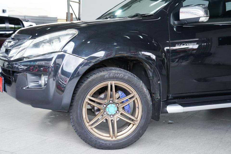 ISUZU D-MAX V-Cross CAB 4 MT ปี2012 สีดำ 2