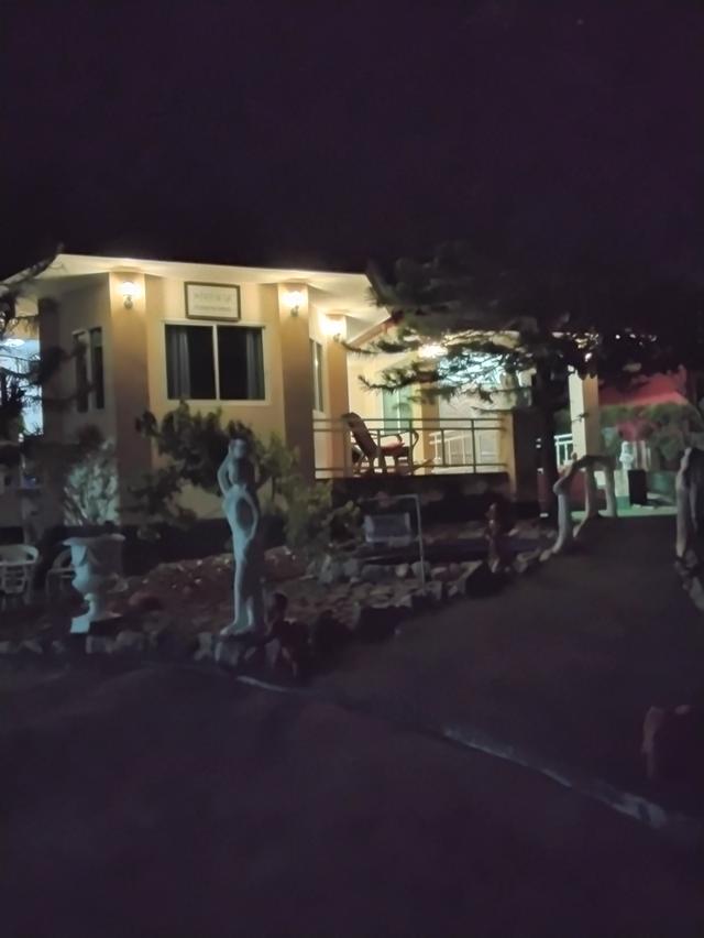 ขายบ้านพร้อมรีสอร์ทบนเนินสวย เนื้อที่2ไร่  ต.นาตาขวัญ อ.เมืองจ.ระยอง 14