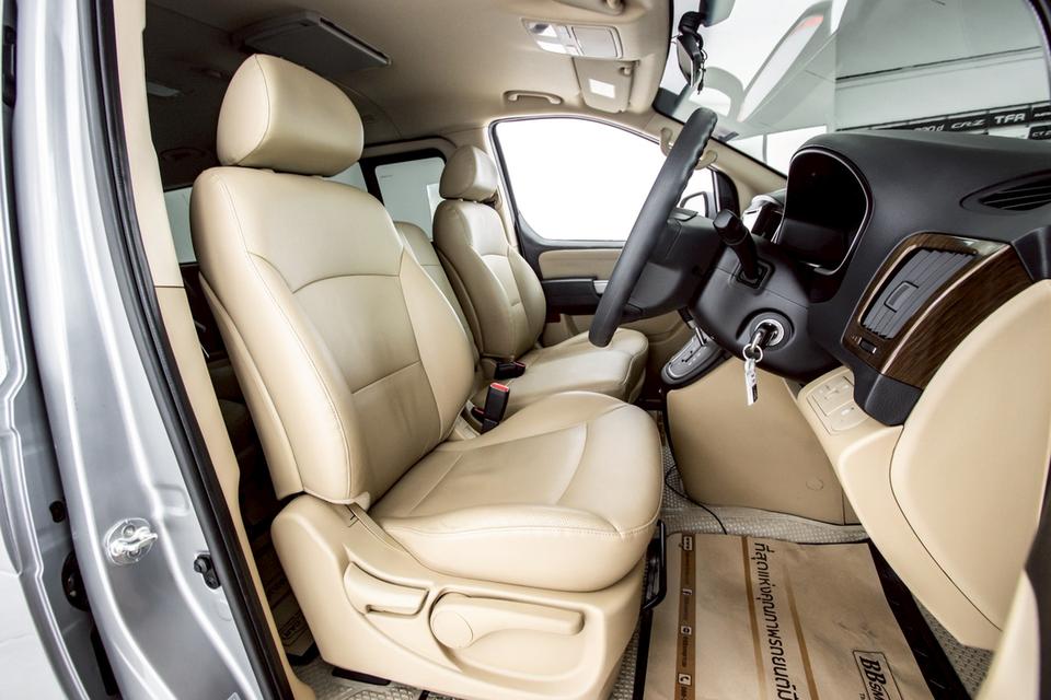 รหัสรถ 3B146 hyundai h1 elite 2020 6