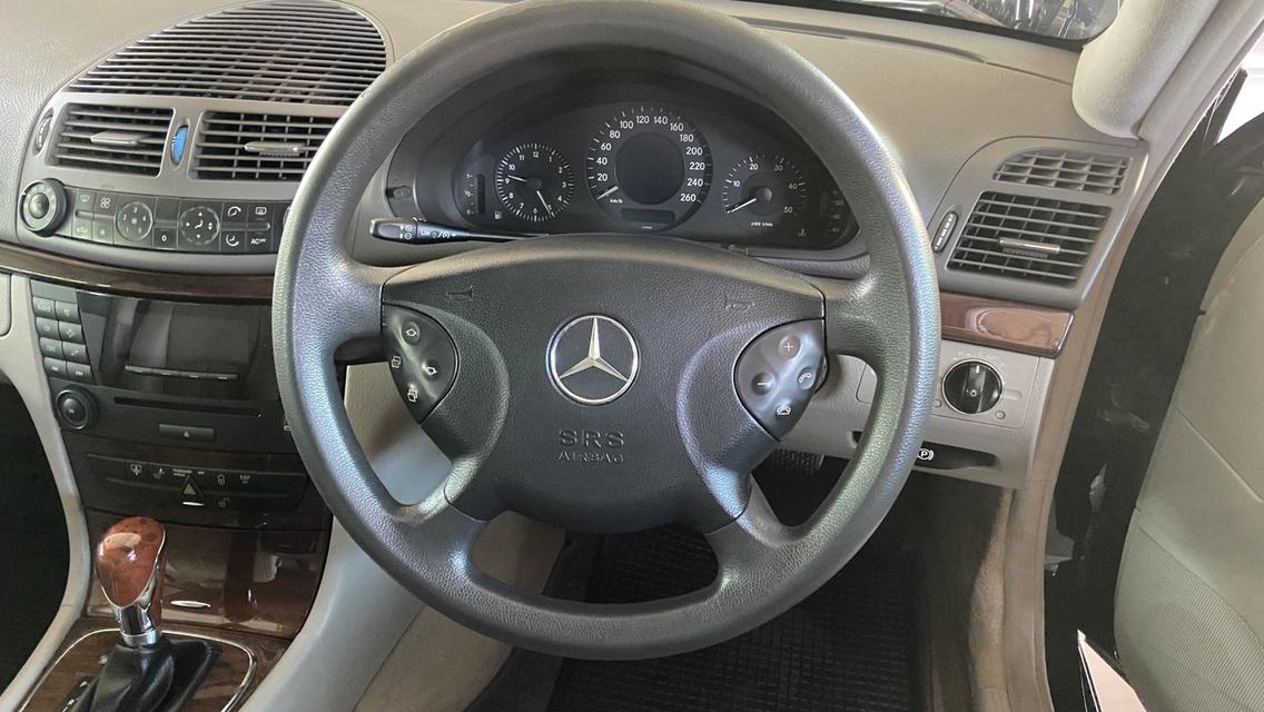 Vาย เบนซ์ดีเซล 4 ประตู E220CDI รูปที่ 14