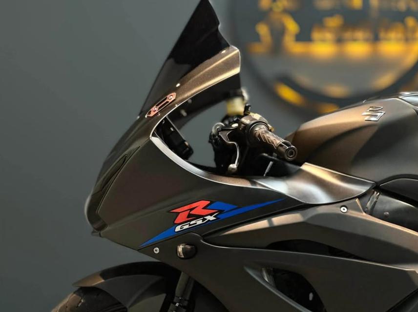 Suzuki GSX R1000 ขายถูก 5