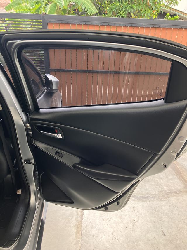 MAZDA 2 2016 SKYACTIVE ตัว TOP เจ้าของขายเอง รถมือเดียว