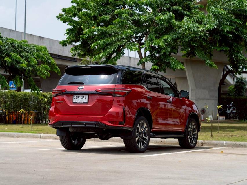 ขาย Toyota Fortuner 2.8legender 4wd ปี21 7