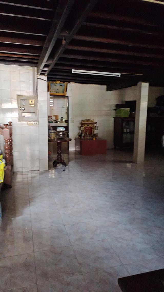 ขายบ้านเดี่ยวมือ2บ้านไม้สักด้านบนด้านล่างเป็นปูน 3