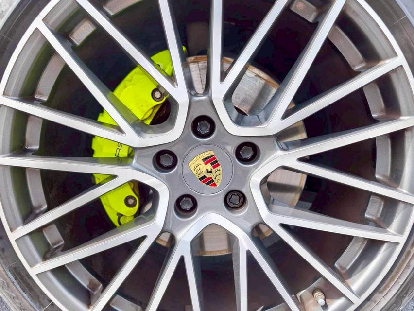 รหัสรถ KPV44 2023 PORSCHE CAYENNE 3.0 E-HYBIRD  14