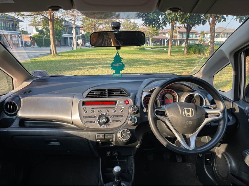 2012 Honda Jazz GE 10