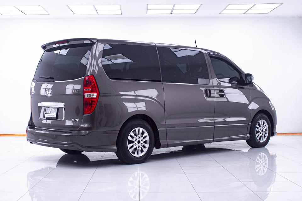 HYUNDAI H1 2.5 ELITE 2016  14