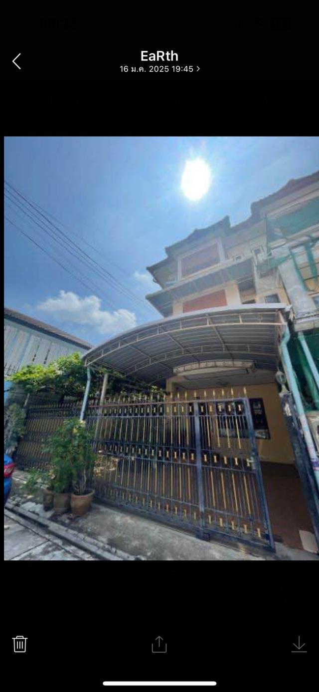 ขายบ้านทาวน์เฮ้าส์3ชั้นหลังมุม 2.65 ล้านบาท 1
