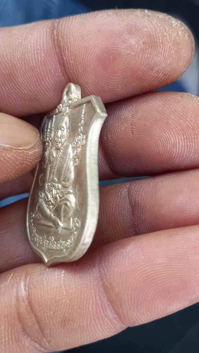 หลวงปู่หมุนหลังนารายทรงครุฑ เนื้อเงิน สร้าง168เหรียญ รูปที่ 6