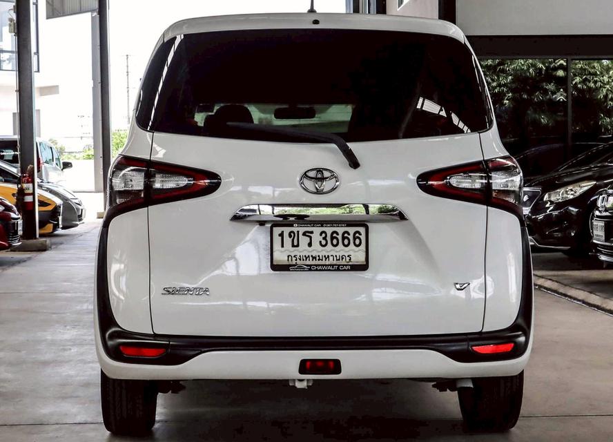 2016 TOYOTA SIENTA 1.5V 16