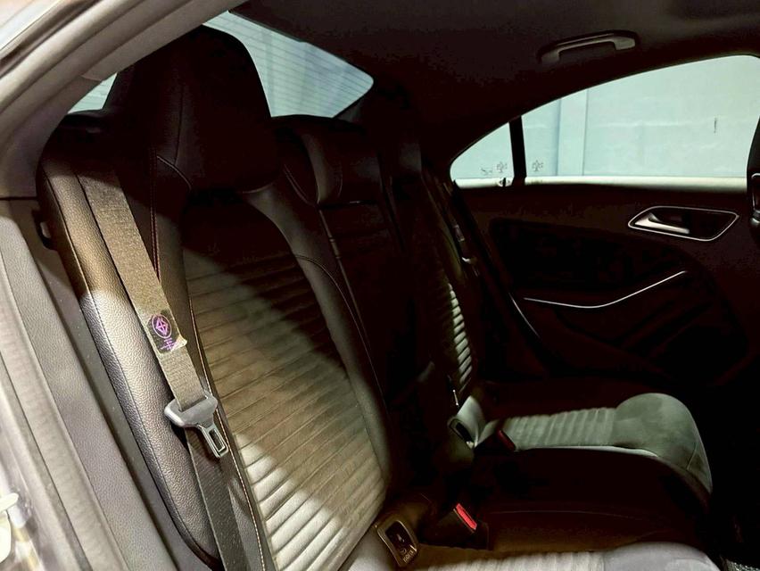 Mercedes-Benz CLA250 AMG Dynamic (W117) ปี 2016 รถสวยใช้น้อย ราคาดีสุด รูปที่ 12