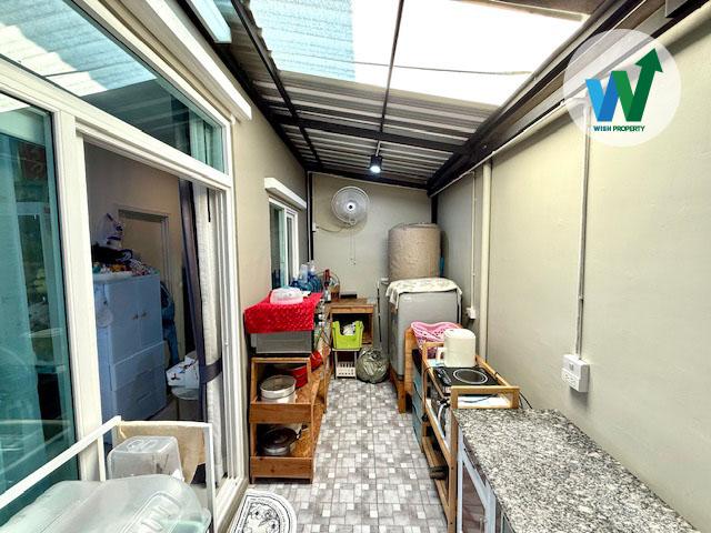 ขายทาวน์เฮ้าส์ใกล้ฟิตเนส Q District 3 นอน 2 น้ำ 3 ที่จอดรถ ต่อเติมพร้อมอยู่ ใกล้สนามบินสุวรรณภูมิ ทางด่วนกาญจนาภิเษก 6