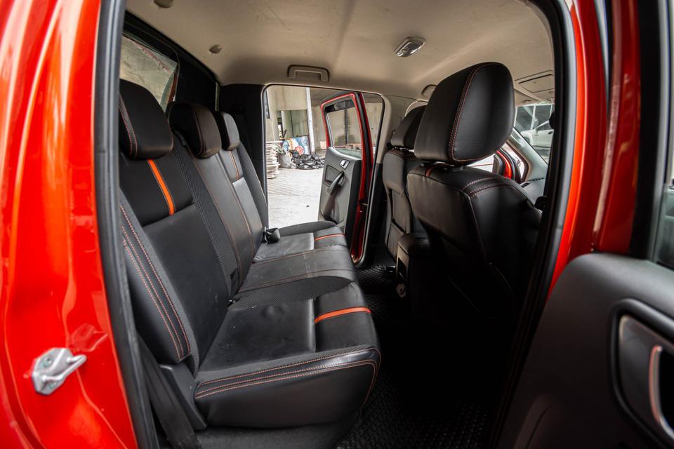 รูป รถบ้านปี 2013 Ford Ranger 3.2Wildtrak Double Cab 4 WD A/T สีส้ม 5