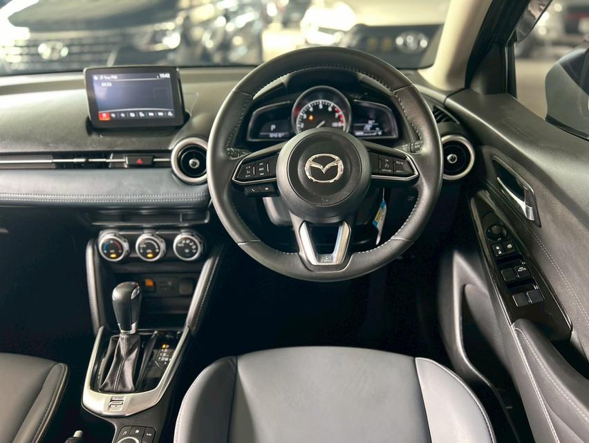 ปี 2020 MAZDA 2, 1.3 SP โฉม ปี14-ปัจจุบัน 5Dr ไมล์แท้104,316 km. คู่มือ+บุ๊คเซอร์วิสครบ 14