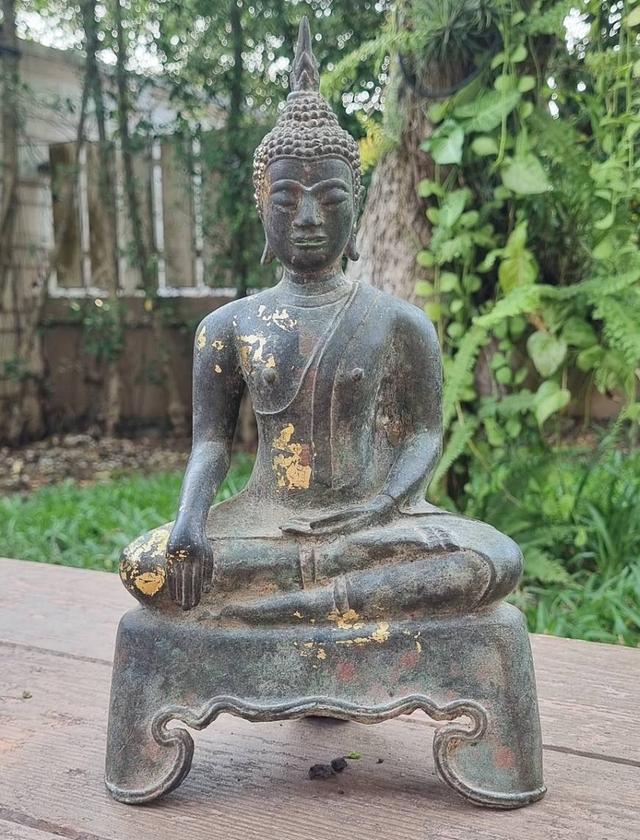 เพระบูชาสมัยสุโขทัย ศิลปะสกุลช่างกำแพงเพชร สามขา  หน้าตัก 5.5 นิ้ว เนื้อสัมฤทธิ์