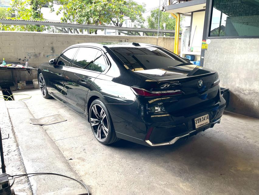 รหัสรถ PJP3414 ✨ 2023 BMW i7 xDrive60 M-Sport (First Edition) 11