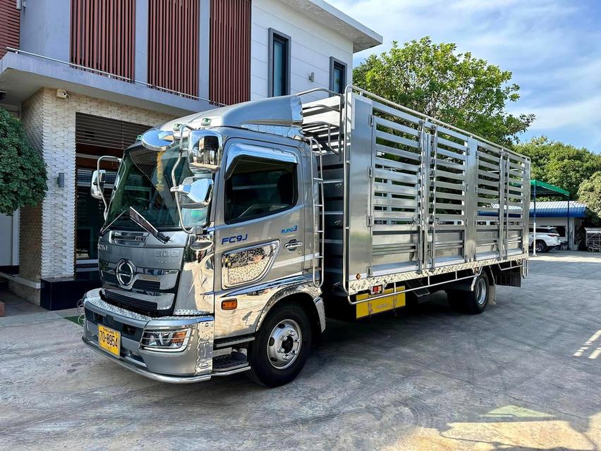 รถบรรทุกคอก 6 ล้อ Hino Fc9j210 ปี 65 4