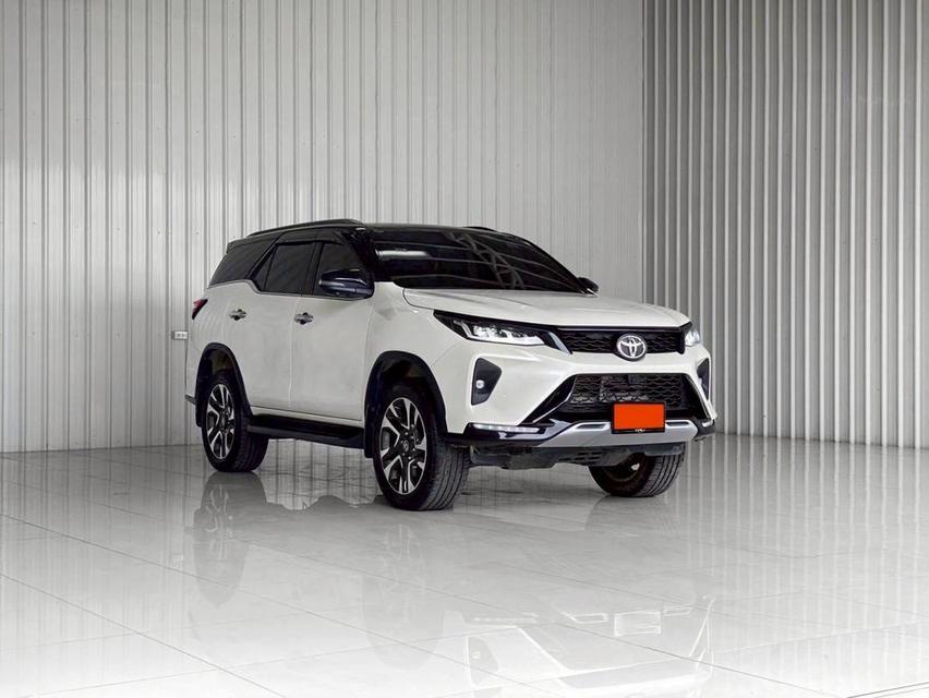 Toyota Fortuner 2.4 Legender ปี 2022 ใหม่มาก ไมล์น้อยสุดๆในตลาด
