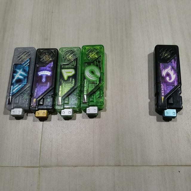 ของเล่นไรเดอร์เซนไตอนิเมะ
