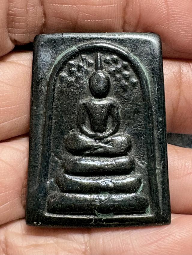 พระสมเด็จ เนื้อเหล็กไหล