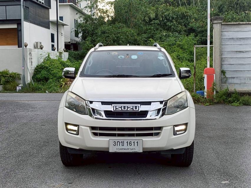 ISUZU DMAX ISUZU. DMAX Pickup 4dr DCab Vcross Z-Prestige 4WD 3.ODCT (VGS, Navi) Y2014