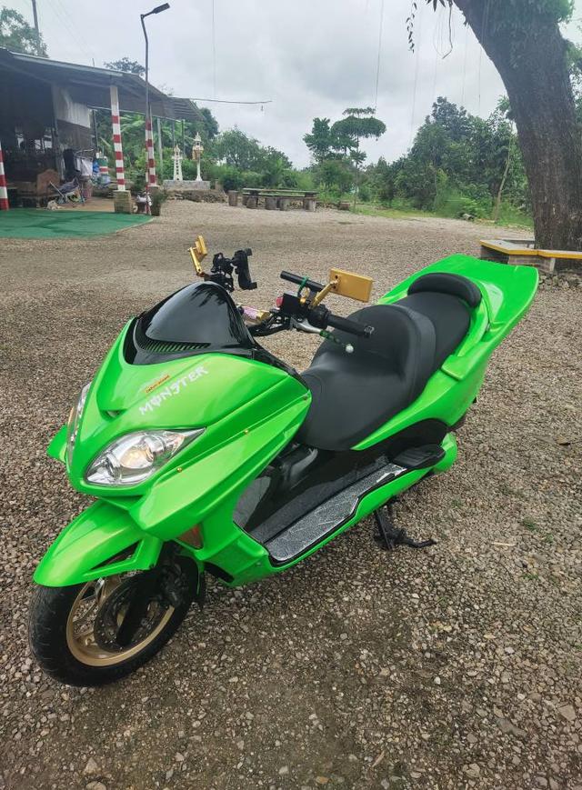 Honda forza 250 cc. made in indonesia 4