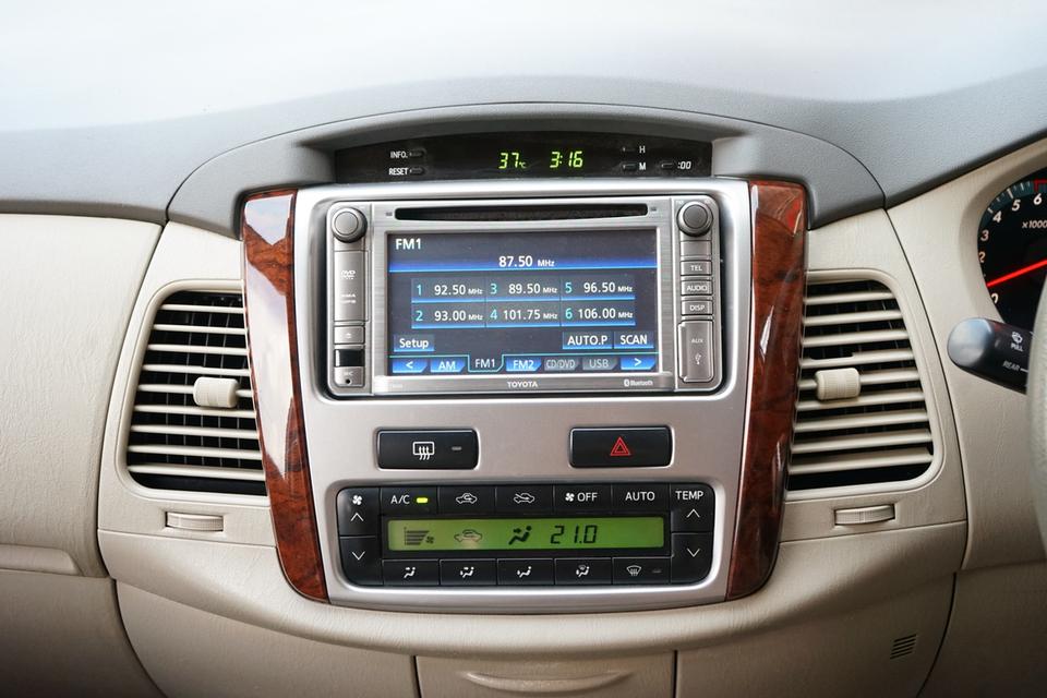 2013 TOYOTA INNOVA 2.0G OPTION 10