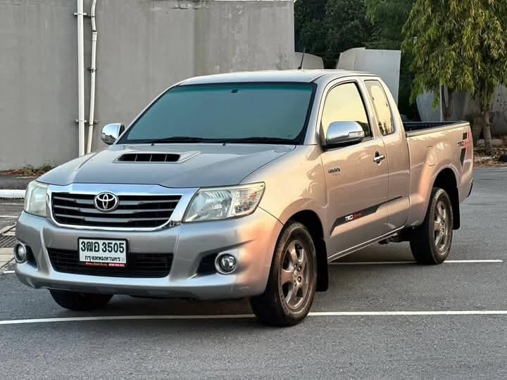 ปล่อยขายด่วน TOYOTA HILUX VIGO CHAMP 1