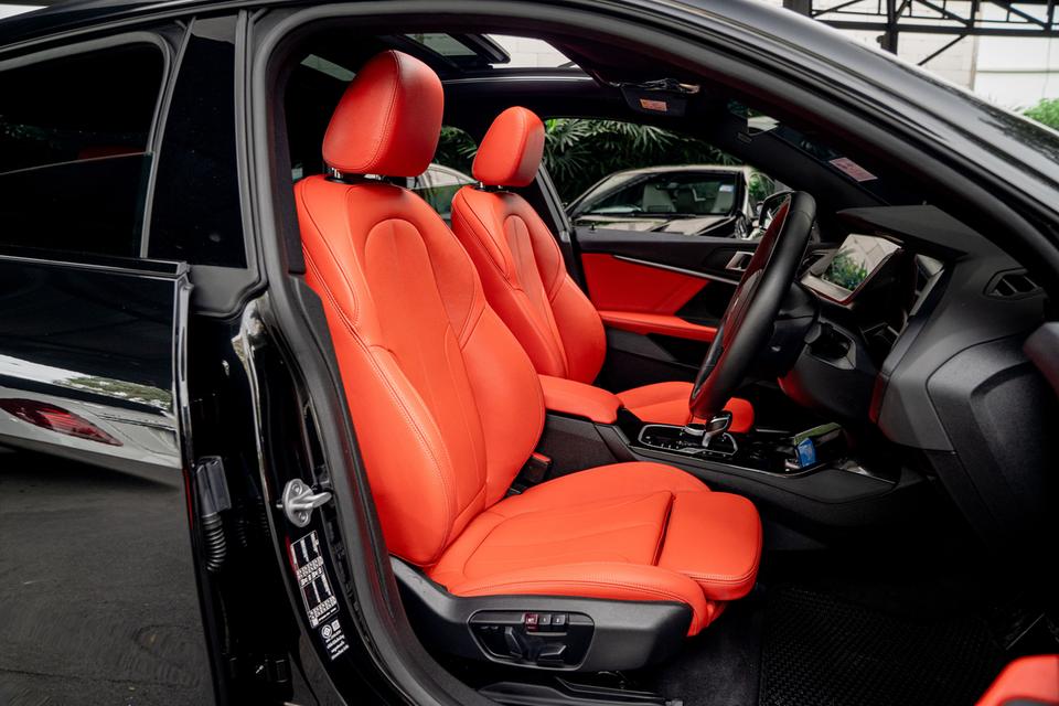 BMW 220i Gran Coupe M Sport ปี 2024 📌𝘽𝙈𝙒 𝟮𝟮𝟬𝗶 𝙘𝙤𝙪𝙥𝙚 เข้าใหม่! 𝘽𝙎𝙄 & 𝙒𝙖𝙧𝙧𝙖𝙣𝙩𝙮 ศูนย์ถึง 2029💨 5
