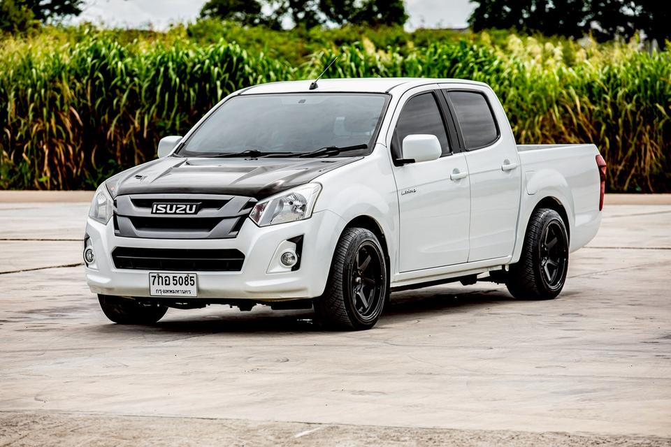 Isuzu D-Max Double Cab 1.9 DDi Z ดีเซล ปี 2018 สีขาว เกียร์ธรรดา 