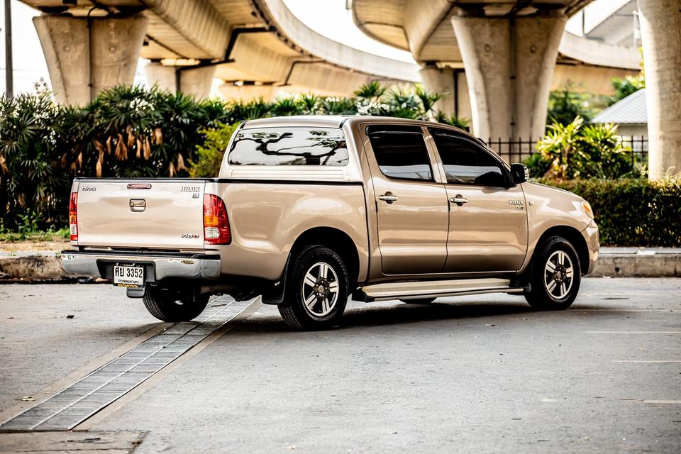 Toyota Vigo Double Cab 4 ประตู 2.5E ดีเซล ปี 2005 สีน้ำตาล  9