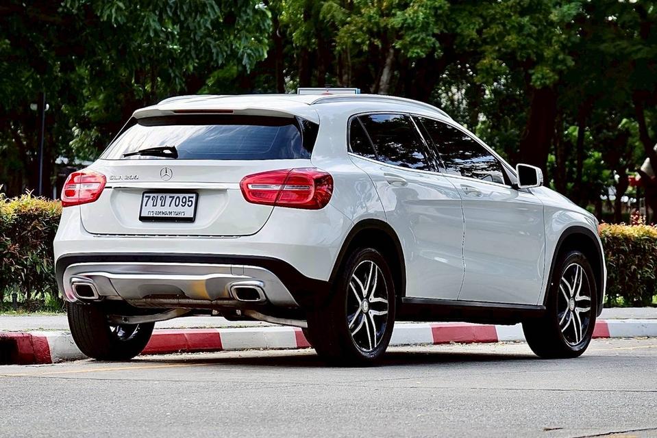 รหัสรถ PR7095 Mercedes Benz W156 GLA 200 ปี 2016