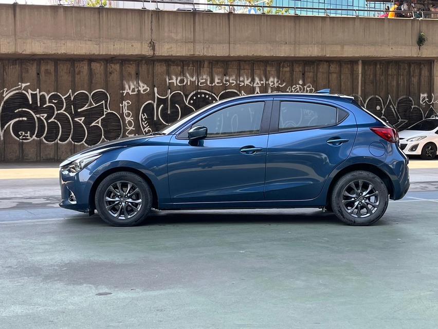 Mazda2 1.3 High Connect ปี 2018 ถูกมาก 269,000 บาท สวยพร้อมใช้  1