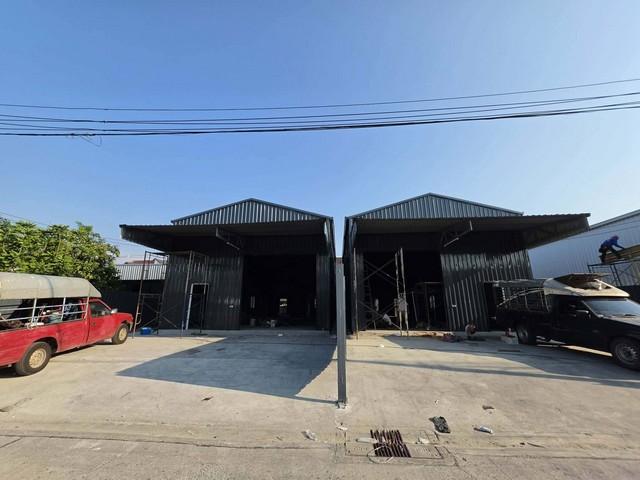 ให้เช่า โกดังพร้อมออฟฟิศ ขนาดเล็ก  146 ตารางเมตร ซอยสตรีวิทยา 2 ซอย 29 หรือเข้าซอยโชคชัย 4 แยก 70 เดินทางสะดวก 3