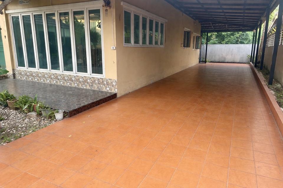 บ้านเดี่ยว 2 ชั้น  หมู่บ้านแอดโฮม ศรีราชา 2