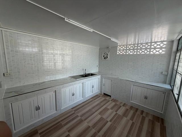 P664 ให้เช่าบ้านเดี่ยว รีโนเวทใหม่ ซอย วชิรธรรมสาธิต 57 สุขุมวิท1011 ถนนวชิรธรรมสาธิต ออกซอยศรีนครินทร์ 42 ได้ 2