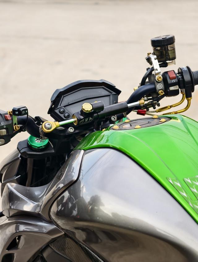 Kawasaki z1000