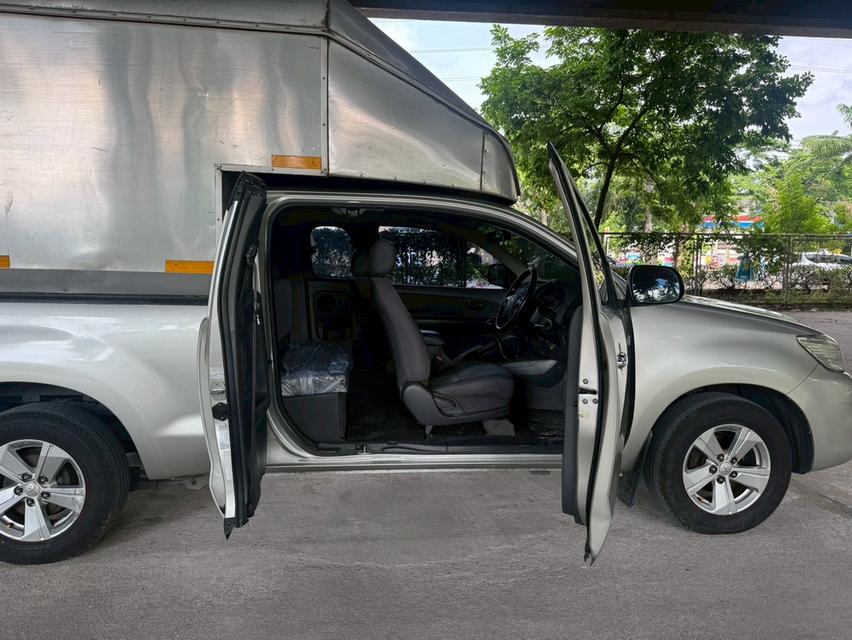 Toyota Vigo 2.7 Smart-Cab MT ปี 2011