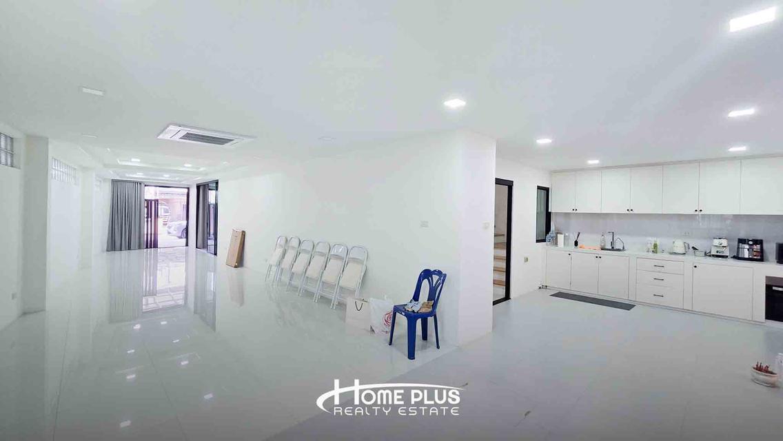 ขายโฮมออฟฟิศ 4 ชั้น เดอะ บลิซ แอท ทเวนตี้ไฟว์ (The Blisz @ Twenty-Five) 3
