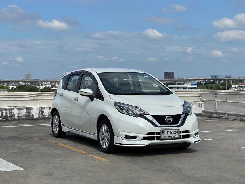 ปล่อยรถ Nissan Note 1.2 V ปี 2017 2