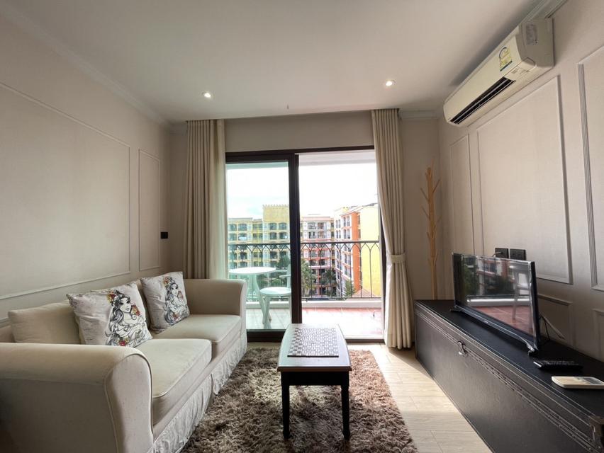 ให้เช่า คอนโด Venetian Signature Condo Resort Pattaya คอนโดใกล้ หาดจอมเทียน วิวสระว่ายน้ำ