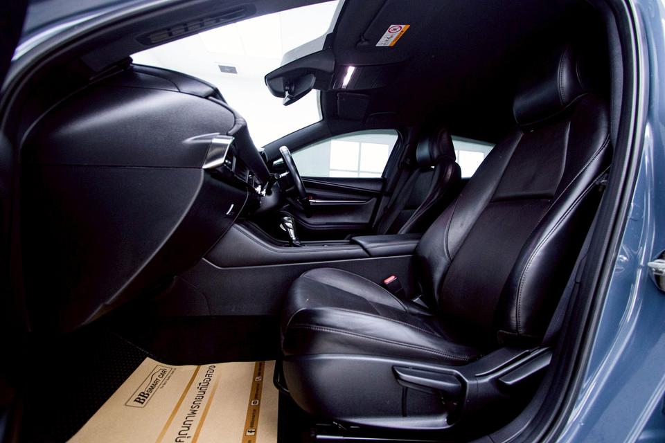 MAZDA 3 2.0 S Sports 2020 10