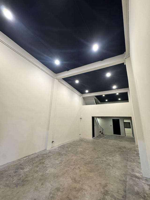 BTS ปุณณวิถี! ให้เช่า ตึกแถว/อาคารพาณิชย์ 4.5 ชั้น รีโนเวทใหม่ (พื้นที่ 450 ตร.ม.) เหมาะทำ ธุรกิจ/ออฟฟิศ/โชว์รูม สุขุมวิท 101/1 (ป้ายโฆษณาฟรี 2 จุด) 5