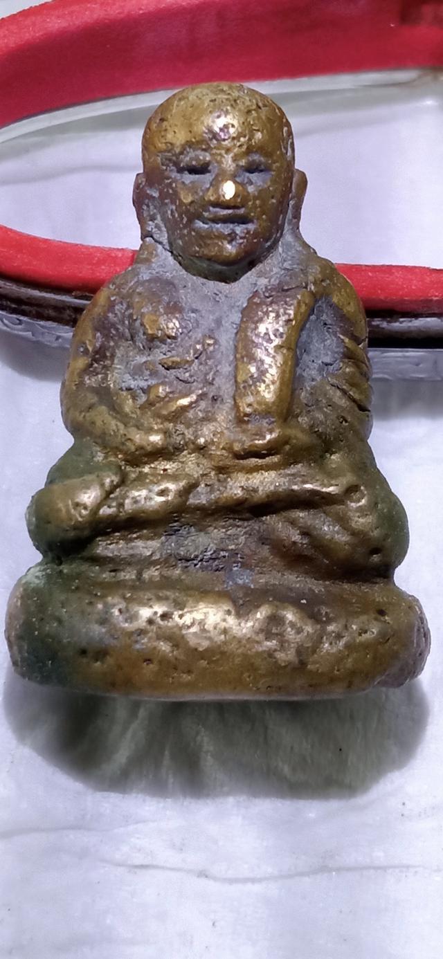 พระเครื่องพระบูชาเครื่องรางต่างๆ