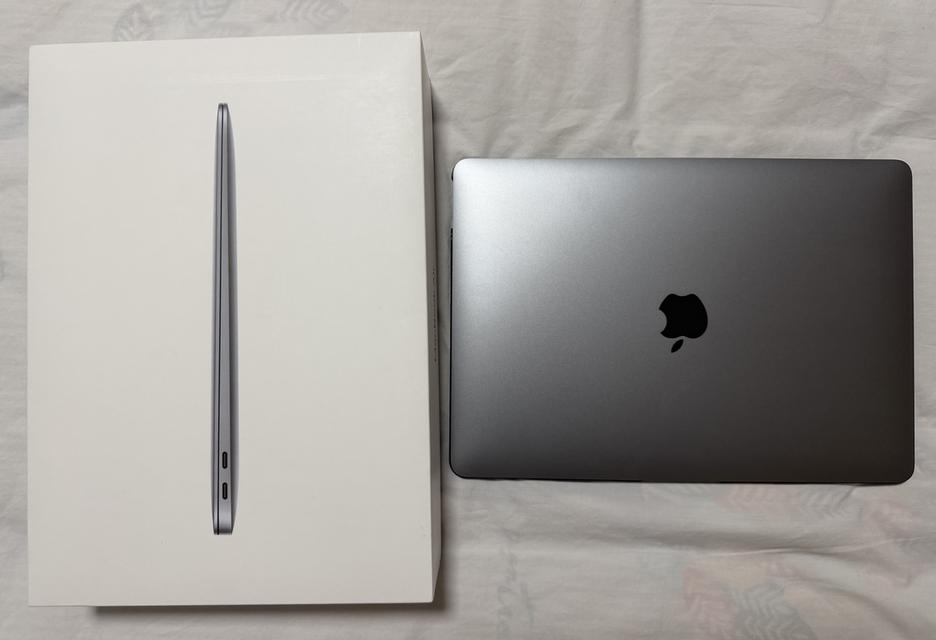 MacBook Air M1 MacBook Air M1 6