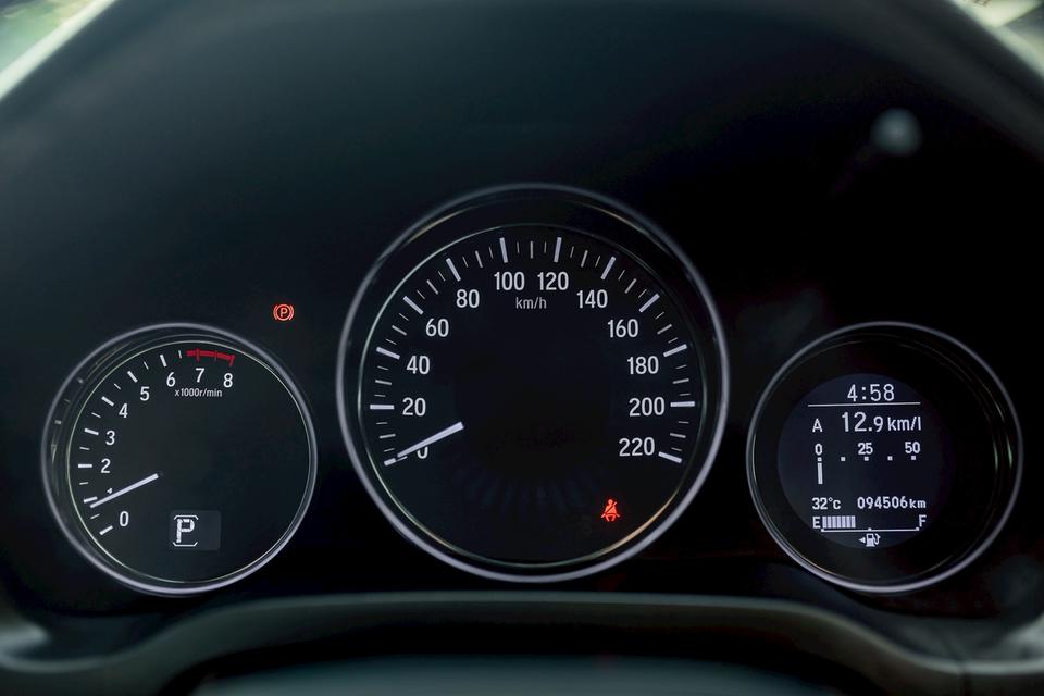 Honda HRV 1.8RS ปี18 9